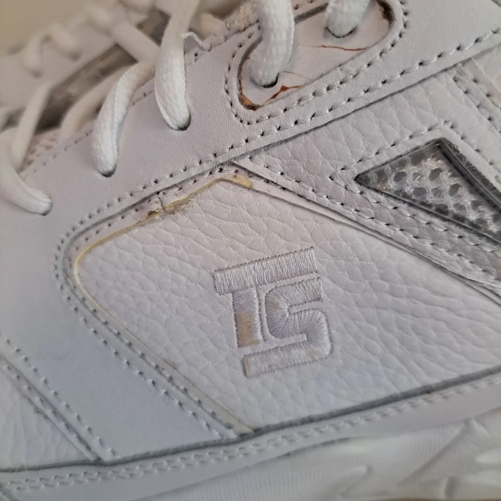 TS Sport White Leather Walking Shoes – Size 9.5